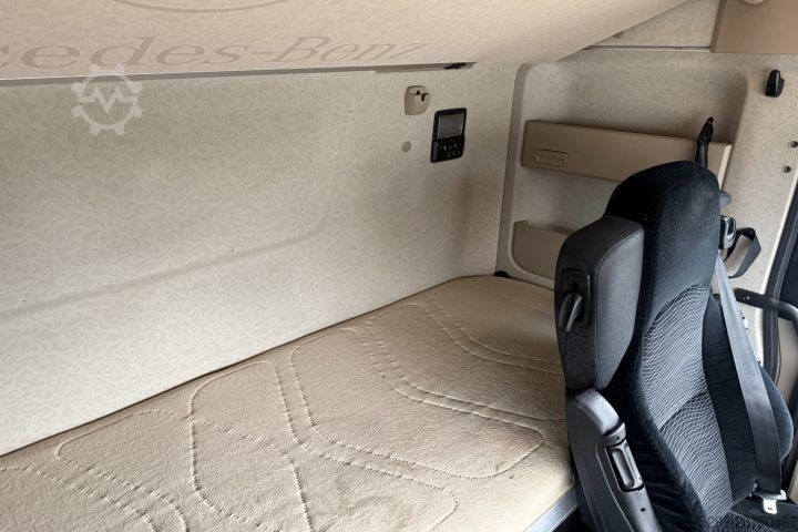 Standard SZM Mercedes-Benz Actros 1843 4x2 / Swiss-Vehicle