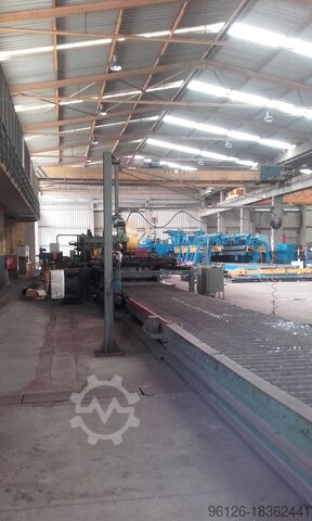 SPOTTI-NIVELLIERMASCHINE SPOTTI LEVELING MACHINE