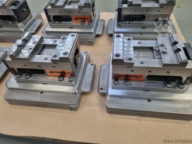 Universal-Bearbeitungszentrum Mikron HPM 450 U WPC