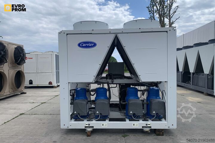 Chiller Used Industrial Chiller CARRIER - 261 kW | With warranty