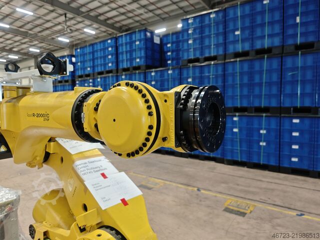 6-axis industrial robot FANUC R-2000iC/270F
