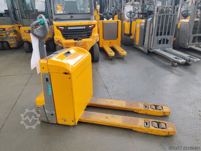 Electric Pallet Trucks Jungheinrich EJE 222