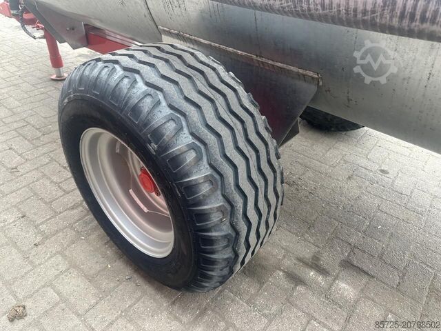 Manure spreader Waterwagen MB32 - Gebruikt