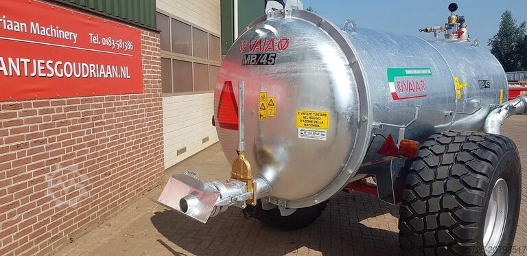 Manure spreader Vaia MB 45 Water tank