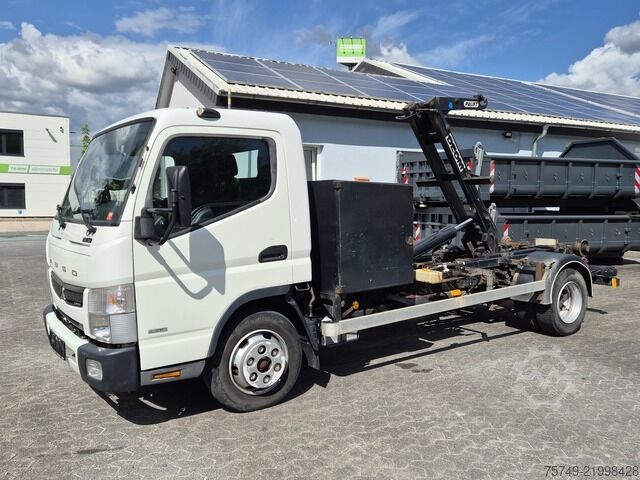Telehoist load lugger van Fuso Canter 7c18 Abrollkipper Palfinger