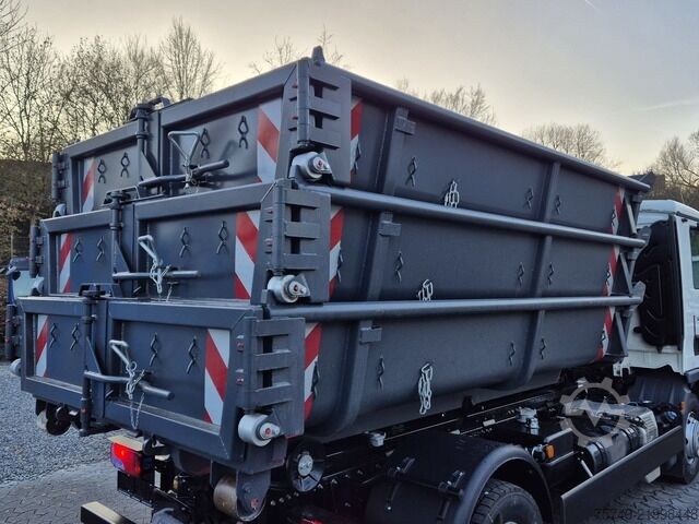 Swap chassis trailer ungesetzt Stapelcontainer Abrollcontainer City