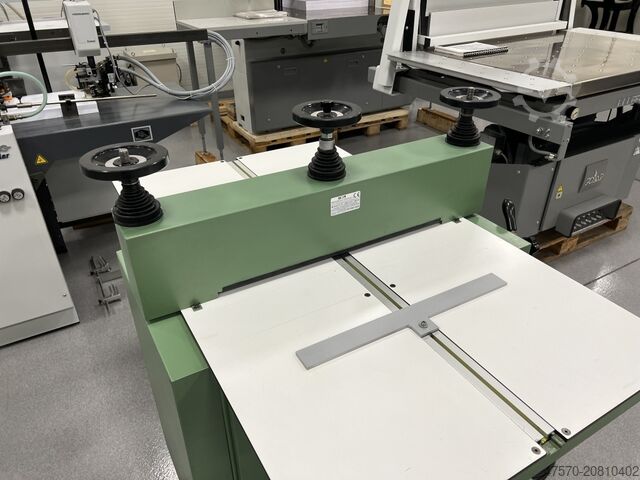 Nut- und Perforiermaschine IML CV-60 Cardboard Creasing Machine