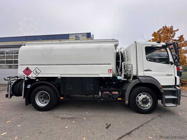 Tankwagen Mercedes-Benz Axor 1823 LA *Tankwagen für Heizöl/Diesel, 2 Ka...