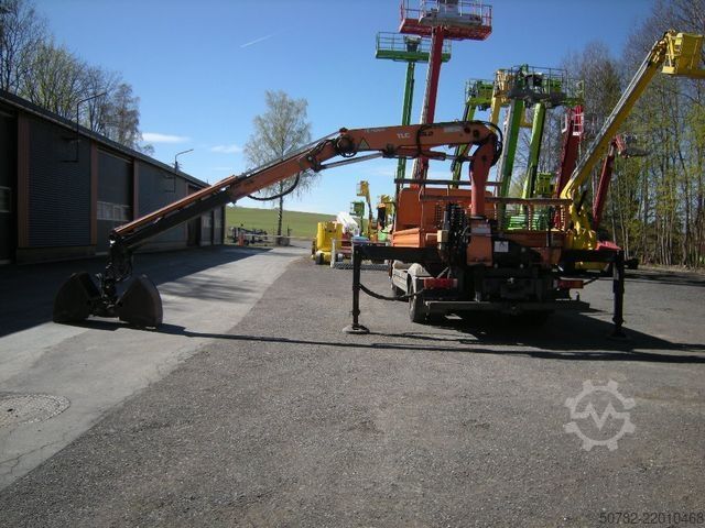 Tipper van MERCEDES-BENZ MB 918 mit Terex TLC 65.2