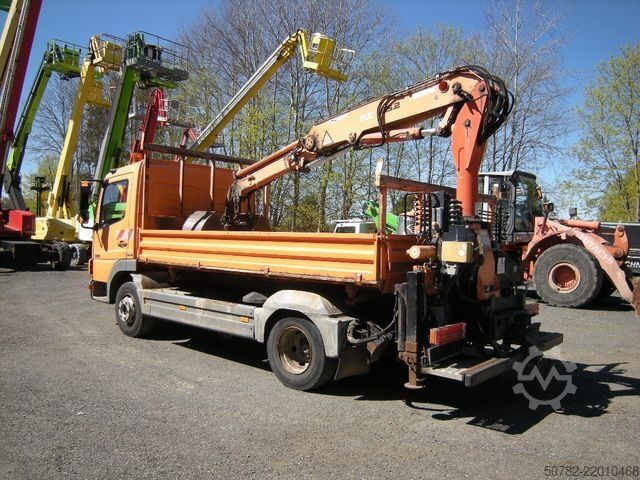 Tipper van MERCEDES-BENZ MB 918 mit Terex TLC 65.2