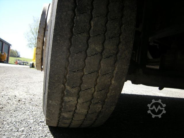 Tipper van MERCEDES-BENZ MB 918 mit Terex TLC 65.2