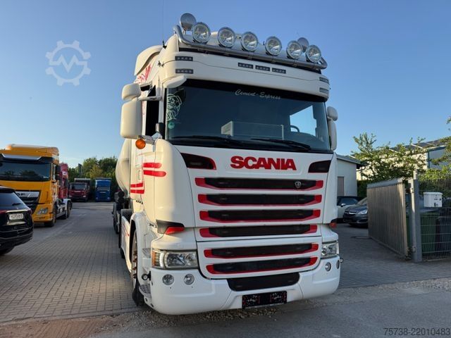 Standard tractor unit SCANIA R410 /Highline/Retarder/Kompressor/Schalter