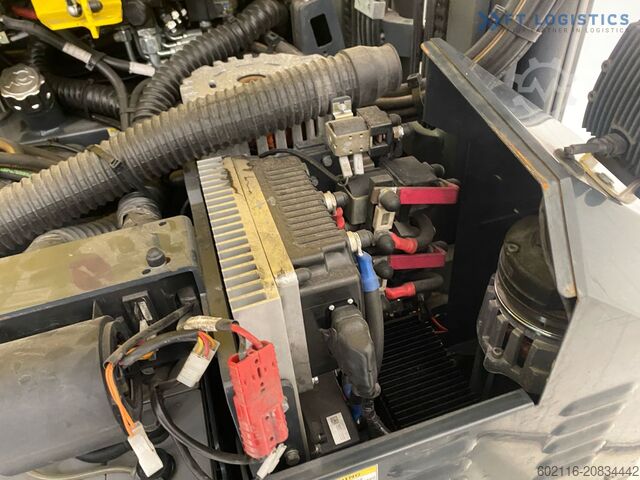 4-Wege-Gabelstapler Combilift CBE2500 / TRIPLEX - 4900MM / FREE LIFT