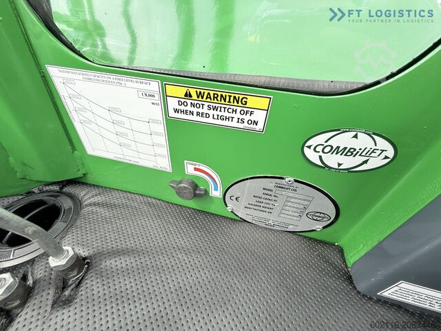 Vierwegestapler Combilift C8000 / GAS / DUPLEXX 4700 / FREE LIFT