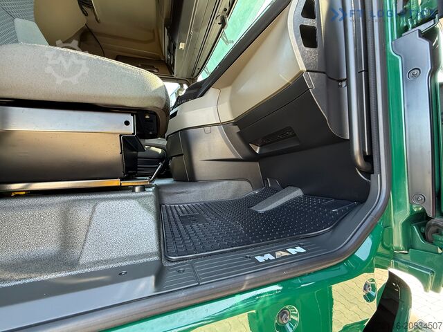 LKW mit Plane MAN 18.470 / 19 PALLETS / NEW MODEL