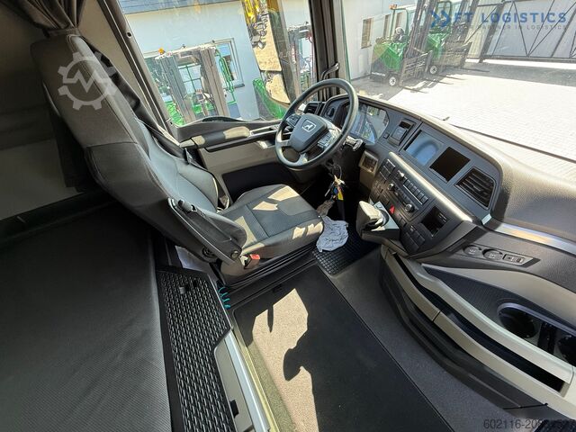 LKW mit Plane MAN 18.470 / 19 PALLETS / NEW MODEL