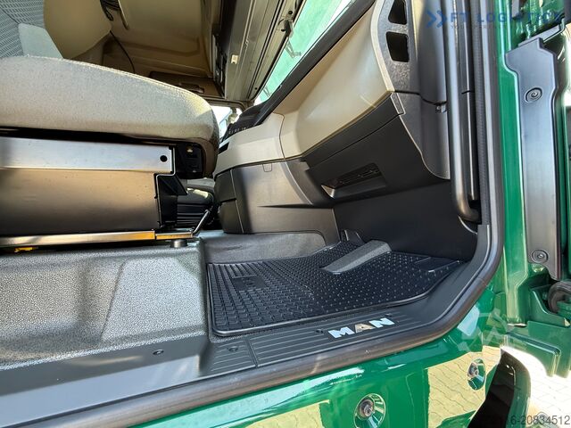 LKW mit Plane MAN 18.470 / 19 PALLETS / NEW MODEL