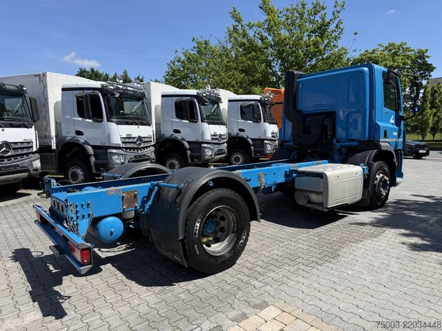 Truck chassis Daf CF440 4X2