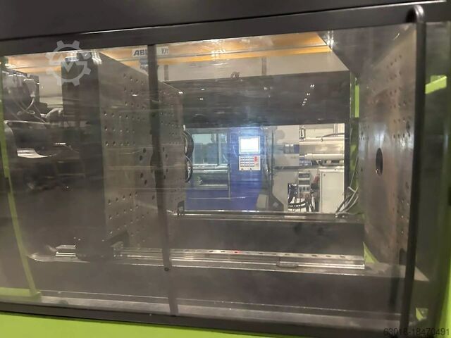 Spritzgießmaschine Engel Victory 2050/350