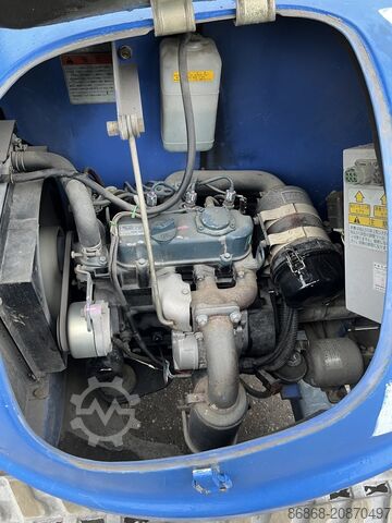 Used articulating boom lift on tracks Maeda NUL070 MAEDA NUL070