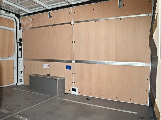 Panel van Mercedes-Benz Sprinter 317 CDI Kasten PRO L2H2 Holz Navi Ka