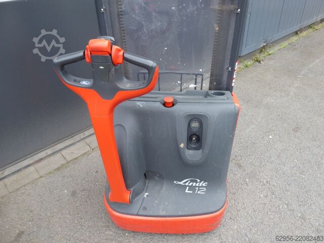 High Lift stacker Linde L12
