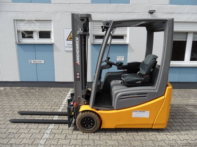 Electric 3-wheel forklift Jungheinrich EFG 216k - Batterie NEU - Triplex