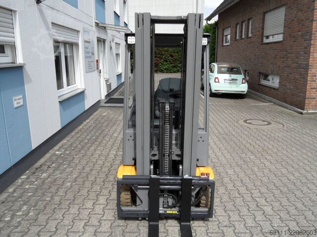 Electric 3-wheel forklift Jungheinrich EFG 216k - Batterie NEU - Triplex