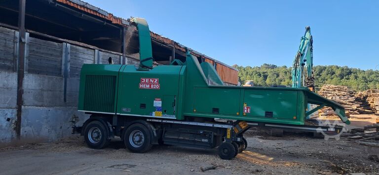 Holzzerkleinerer Jenz HEM 820 DL