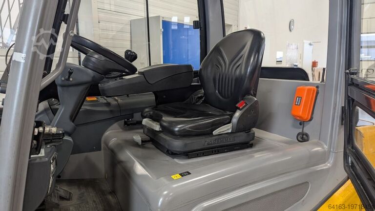 Electric 4-wheel forklift Jungheinrich EFG 535k