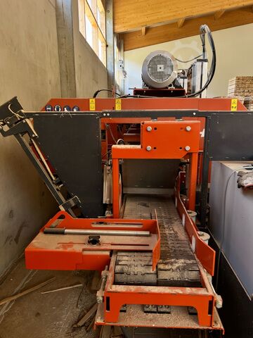 Multi-blade saw Woodmizer HR700