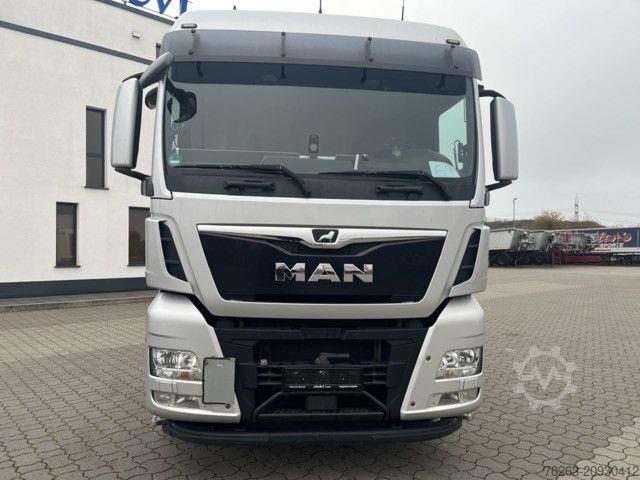 Standard tractor unit MAN TGX 18.500 4x2 Intader