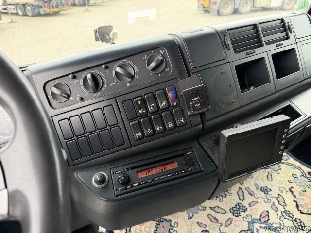 Box truck MAN TGM 18.340 4x2 LBW