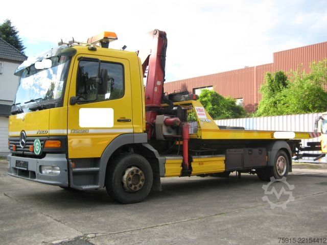 Tow truck MERCEDES-BENZ 1223 L Atego TISCHER Schiebeplateau Kran Brille