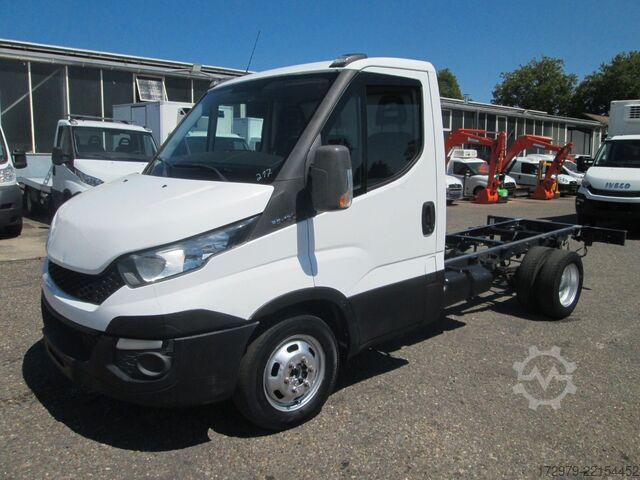 Van chassis IVECO 35 C13*Fahrgestell*