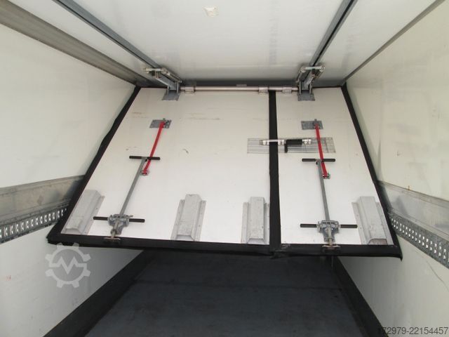 Refrigerated truck MERCEDES-BENZ Atego 1218*Carrier Kühlkoffer 6.56m*LBW*