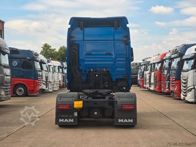 Standard tractor unit MAN TGX 18.510 * ACC * TOP * 2X TANK * NAVI*RETARDER