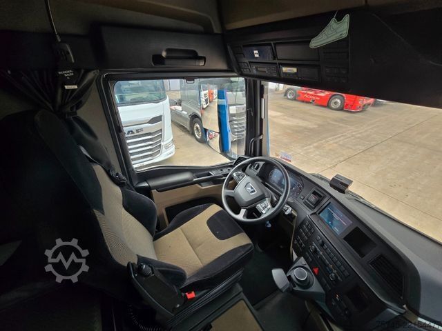 Standard tractor unit MAN TGX 18.510 * ACC * TOP * 2X TANK * NAVI*RETARDER