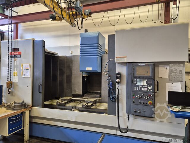 Vertikales Bearbeitungszentrum Mazak VTC 200C