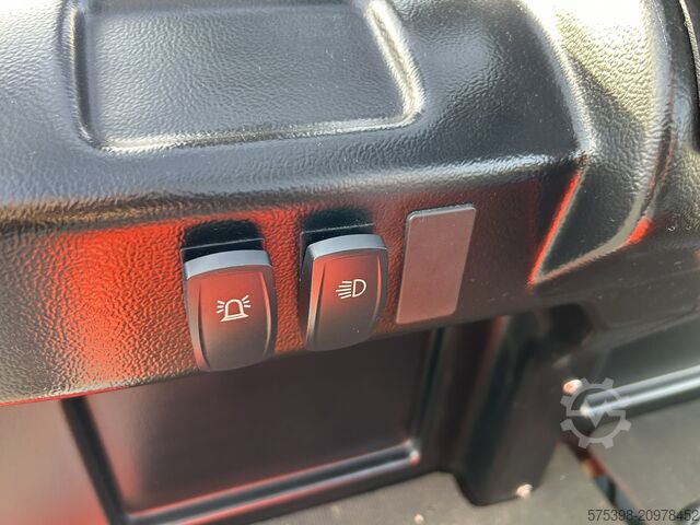 Stapler 3t  4,8m Seitenschieber Mima MK 30