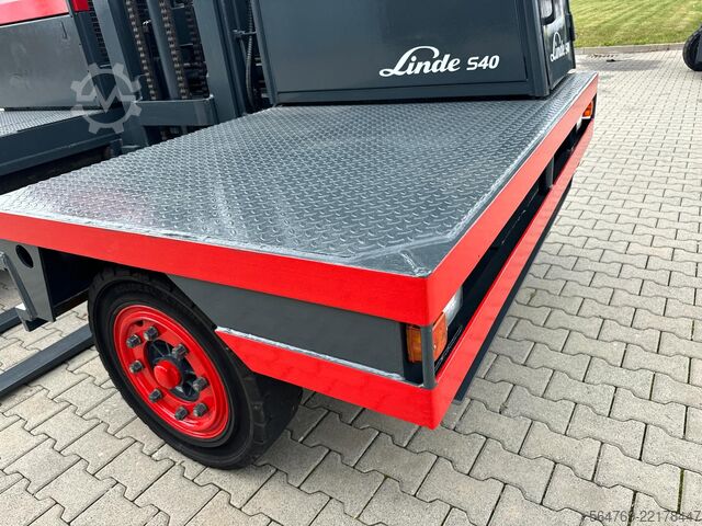 Side loader forklift Linde S40 // LPG // Only 1550 hours