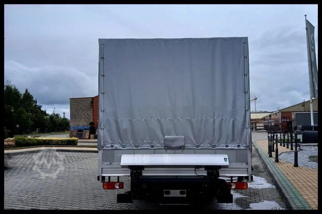 Curtain sider van RENAULT Master Pritsche Plane 8 PALBackSleeper LBW