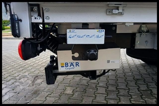 Curtain sider van RENAULT Master Pritsche Plane 8 PALBackSleeper LBW