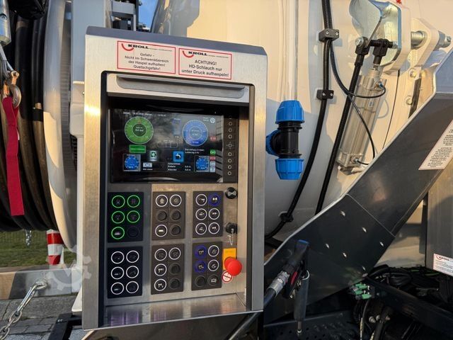 Vacuum tank truck MERCEDES-BENZ AROCS 2548 L 6x4 / KROLL Wasserrückgewinner WRS1