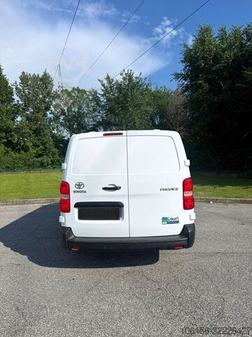 Isolierter Mini-Van mit Kühlaggregat TOYOTA PROACE LONG 2.0 DIESEL