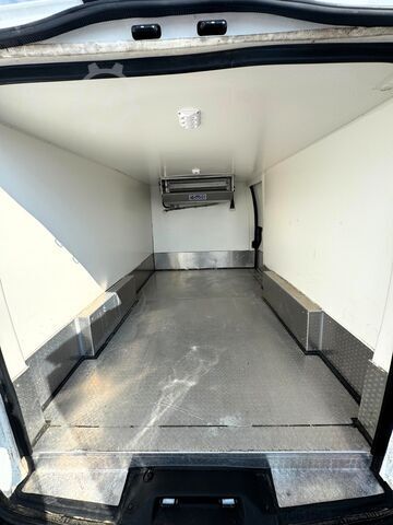 Isolierter Mini-Van mit Kühlaggregat TOYOTA PROACE LONG 2.0 DIESEL