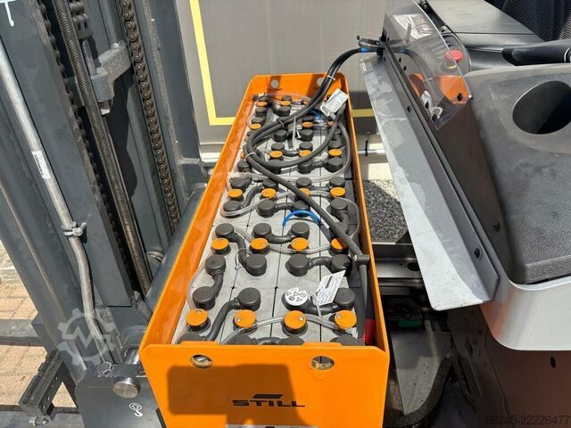 VS-22932 Outdoor reach truck Still FMX14SE STILL FMX14SE
