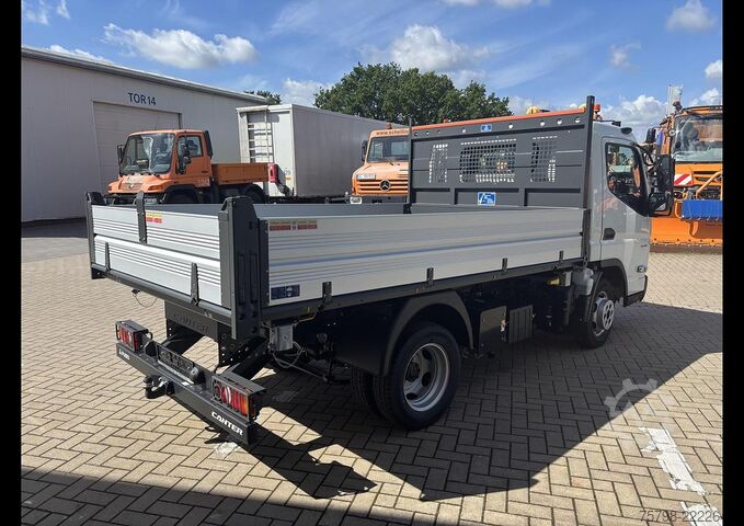 Tipper FUSO 3C15