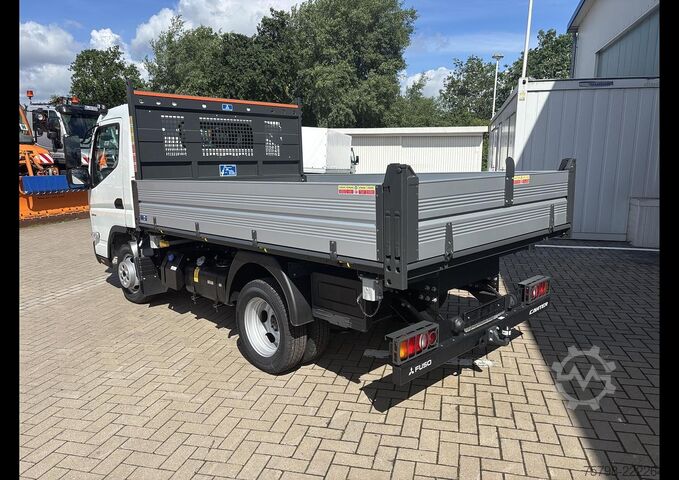 Tipper FUSO 3C15