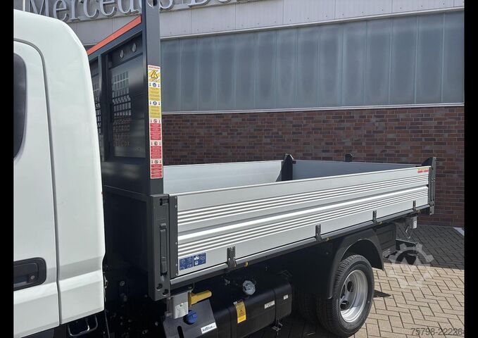 Tipper FUSO 3C15